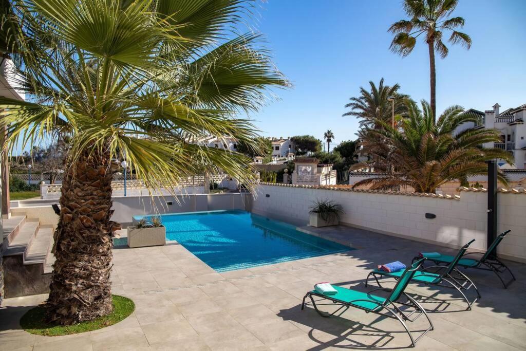 Villa La Zenia Оріуела Екстер'єр фото