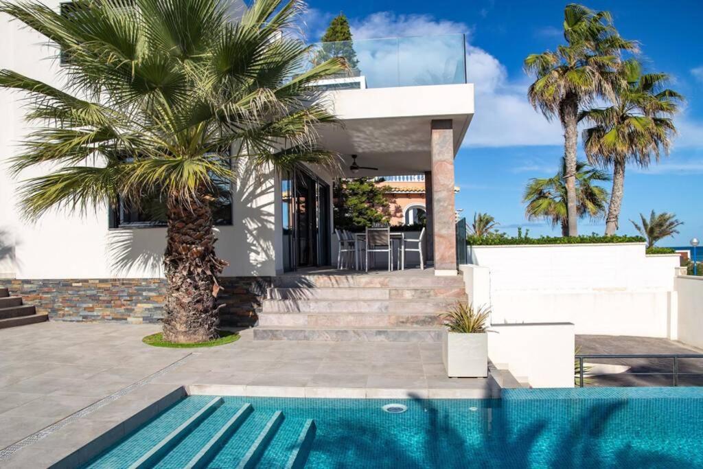 Villa La Zenia Оріуела Екстер'єр фото