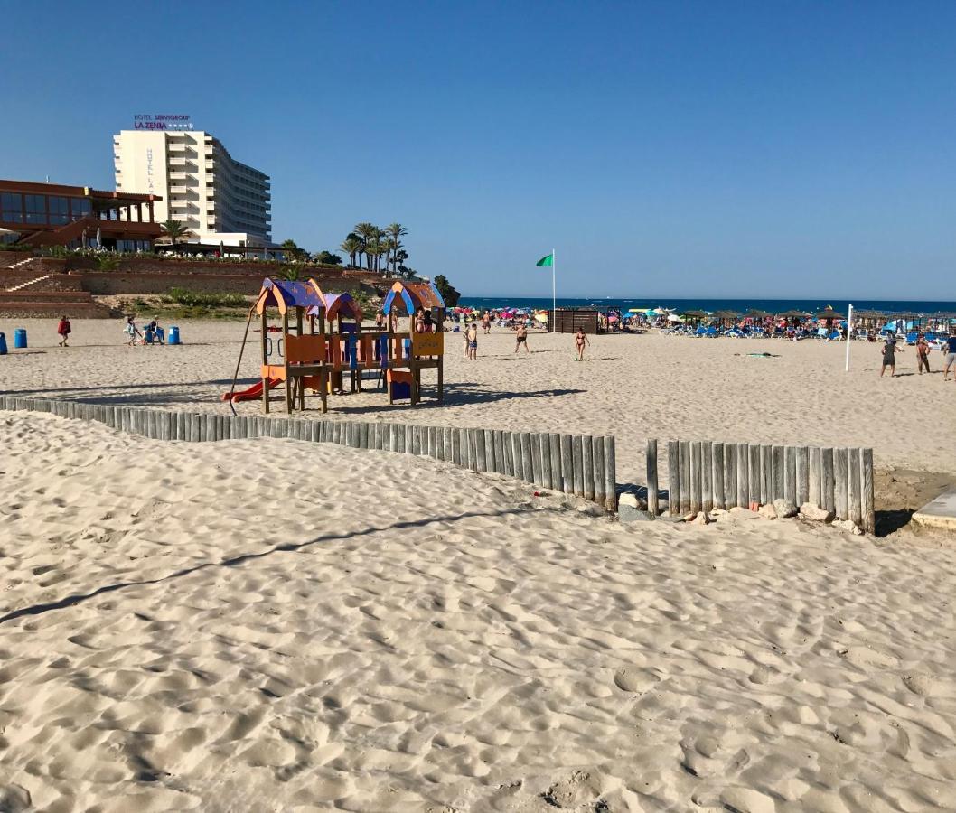 Villa La Zenia Оріуела Екстер'єр фото
